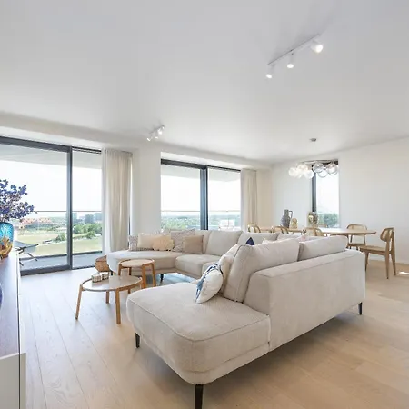 Apartamento Trinity 7 *