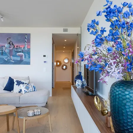 Apartamento Trinity 7 *