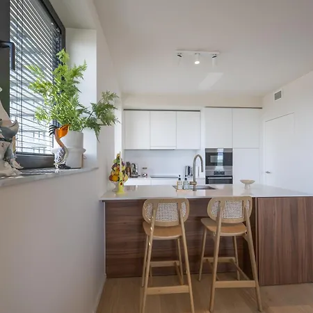 Trinity 7 Apartamento